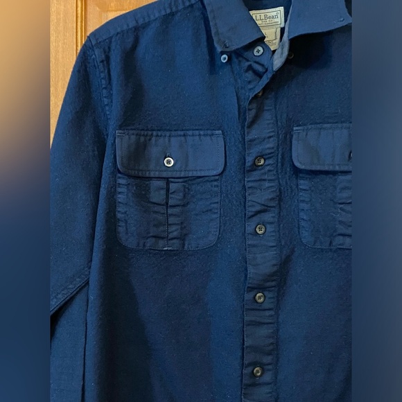 L.L. Bean Shirt Mens Large Navy Blue 100% Wool Long Sleeve Pockets Vintage - Picture 3 of 8